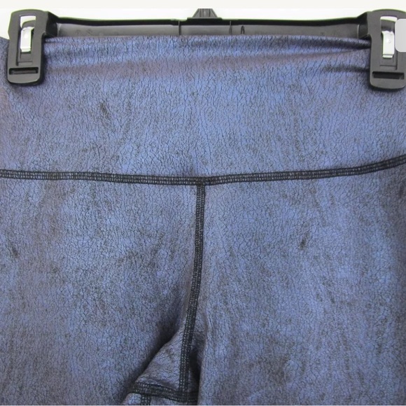 Alo Yoga Saltwater Metallic High Waist Legging - Picture 3 of 8